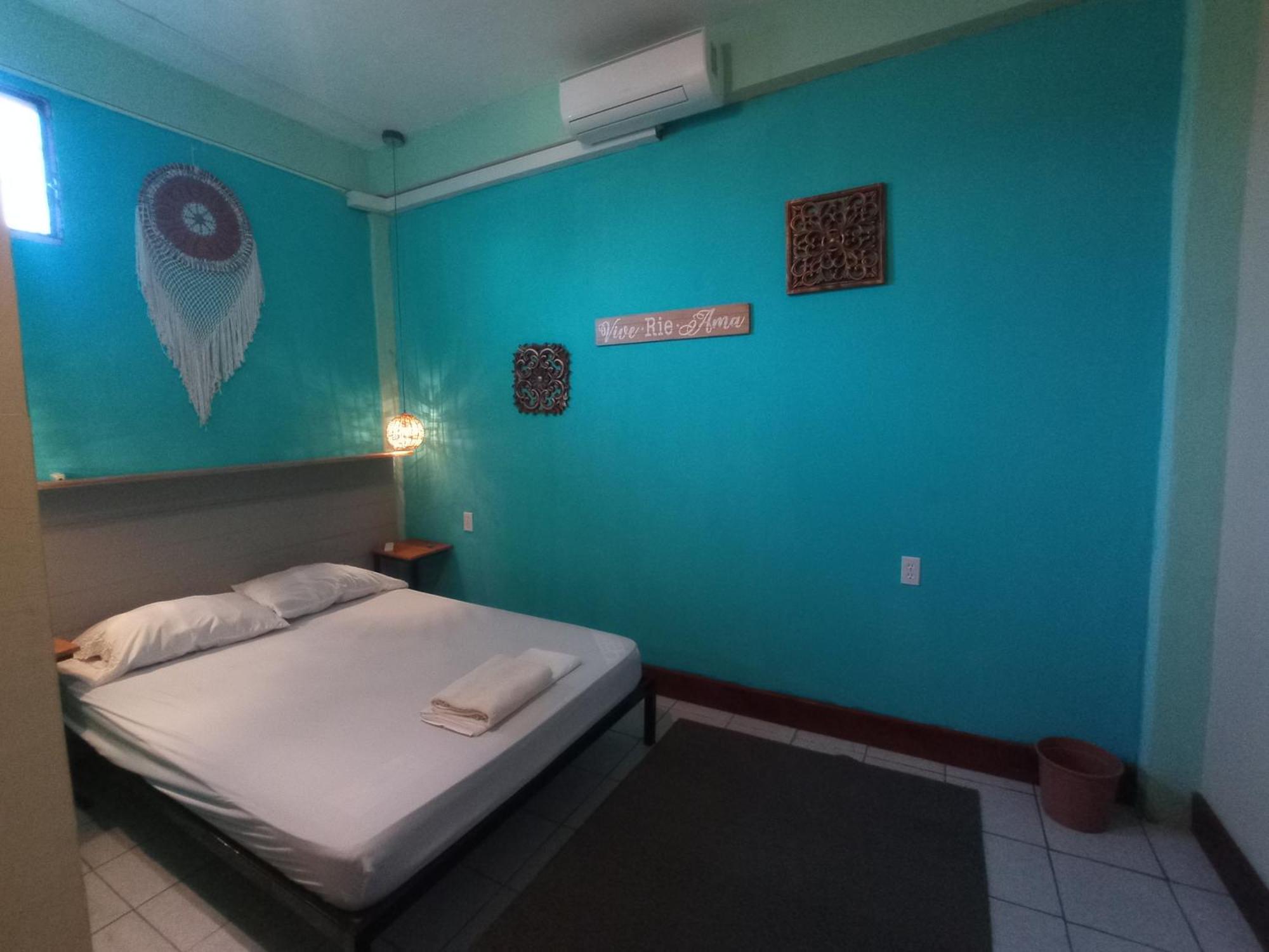 Kawoq Hostel ซานอิกนาซิโอ ภายนอก รูปภาพ